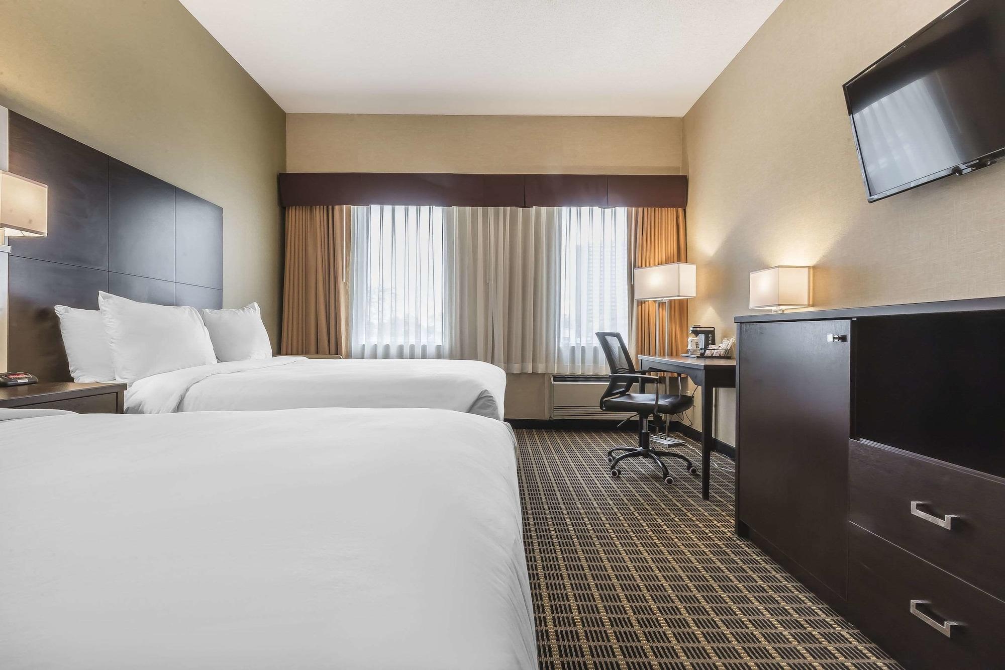 Quality Inn & Suites Downtown Windsor Zewnętrze zdjęcie