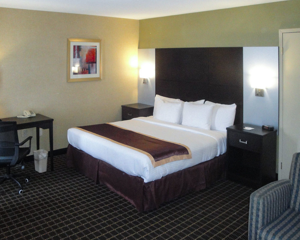 Quality Inn & Suites Downtown Windsor Zewnętrze zdjęcie
