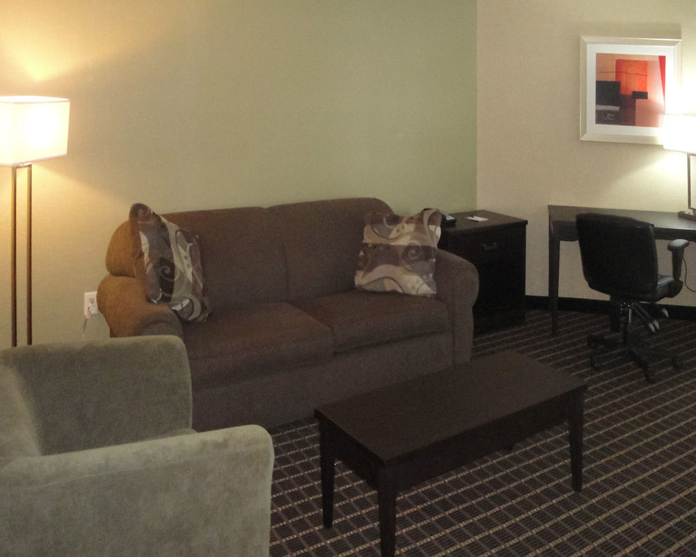 Quality Inn & Suites Downtown Windsor Zewnętrze zdjęcie
